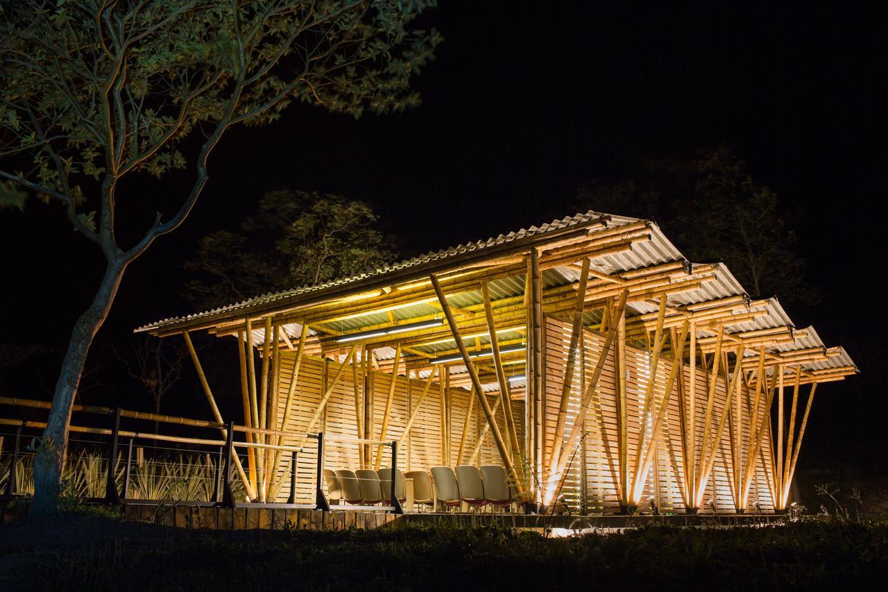Coffee & Adventure Hotel By La Palma Y El Tucan Zipacon Exterior photo